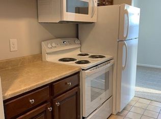 1 Juniper Dr #807, Delmar, NY 12054