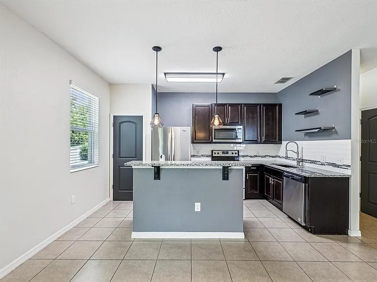 11525 Southern Creek Dr — Photo 15