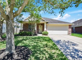 6146 Galloway Ln, League City, TX 77573
