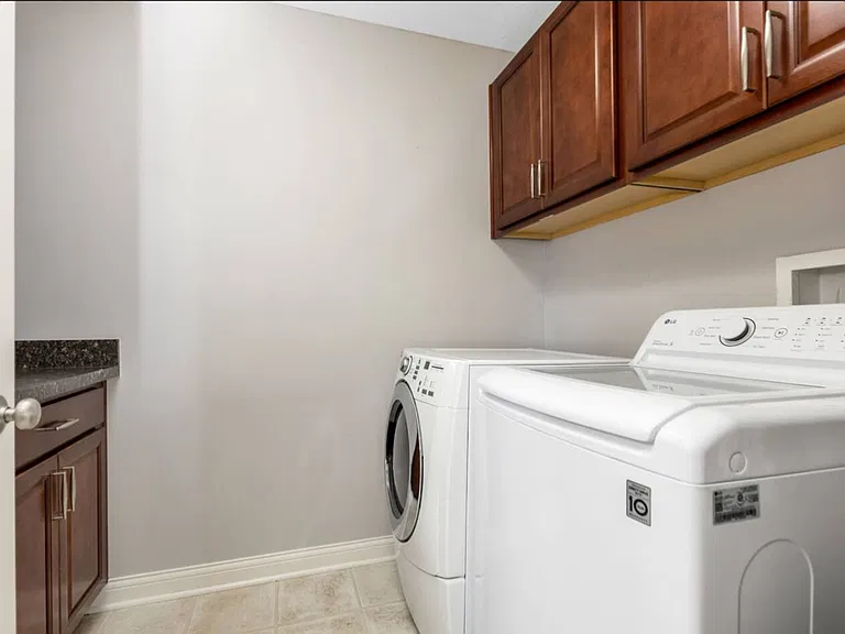 Laundry Room Cabinet