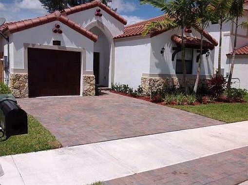 2nd image of 11321 NW 10th Ave
