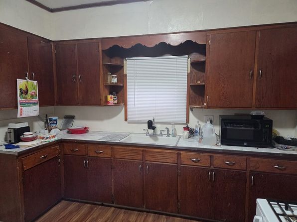 34 Rommel Ave