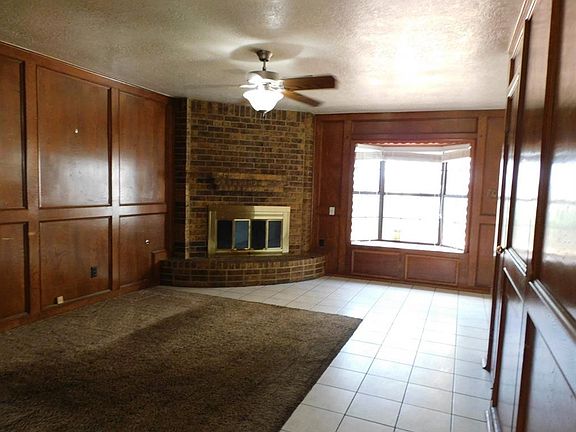 2nd image of 3705 Karen Ln