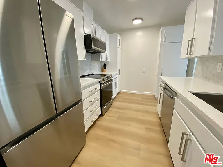 6250 Buckingham Pkwy #203 — Photo 9
