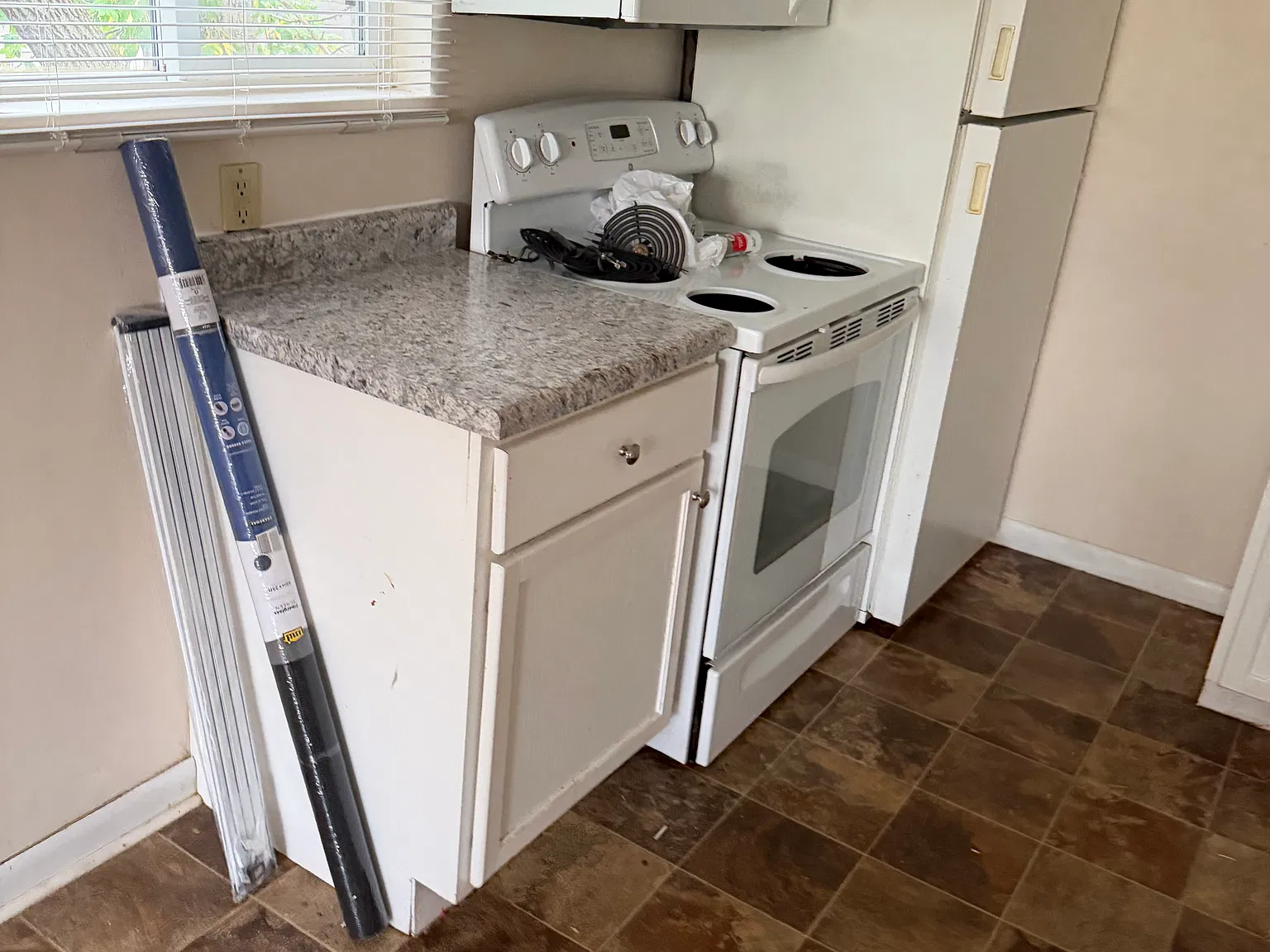 2 bed, 850 sqft, $1,200 — Photo 2