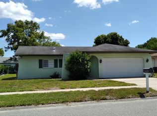 8600 Seeley Ln, Hudson, FL 34667