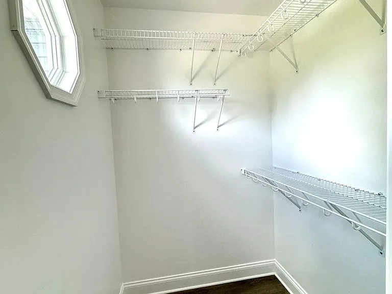 678 Zephyr Dr — Photo 10