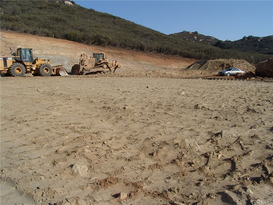 1st image of 41210 Hacienda Dr