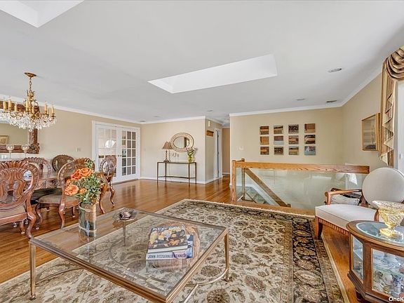 4th image of 51 Chenango Dr