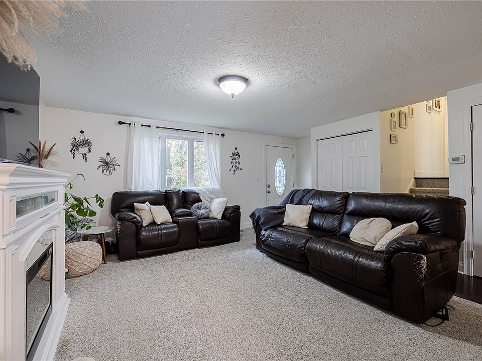 35 Reddick Ln, Rochester, NY 14624 Zillow