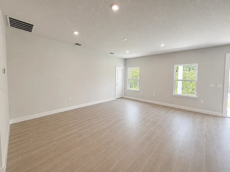 484 Foal Ridge Dr — Photo 7