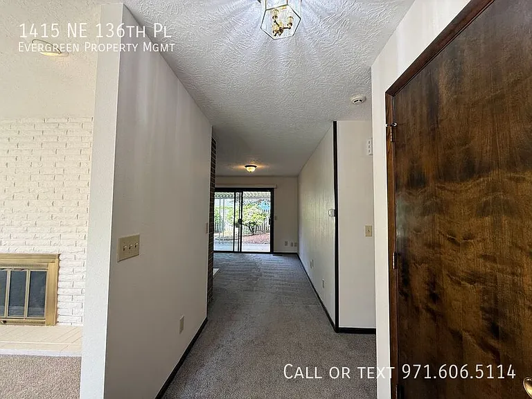 1415 NE 136th Pl — Photo 5