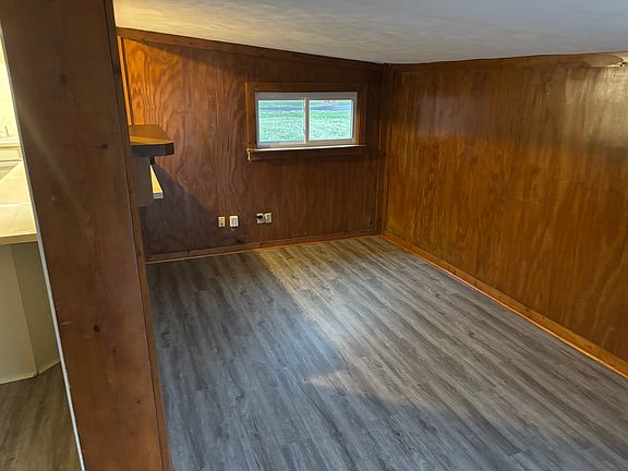 4th image of 10324 Orchard Park Dr S