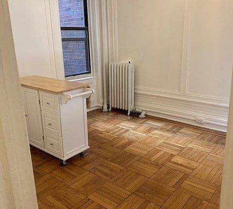 5th image of 151 E 19th St APT 21