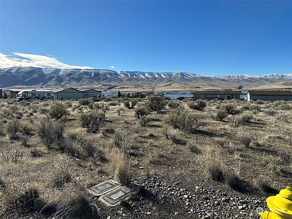 5th image of 412 Desert Aire Drive SW