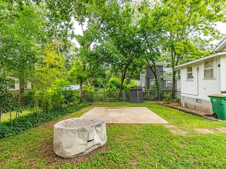 4905 Lee Ave — Photo 29