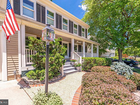 3rd image of 5308 Glen Green Ct