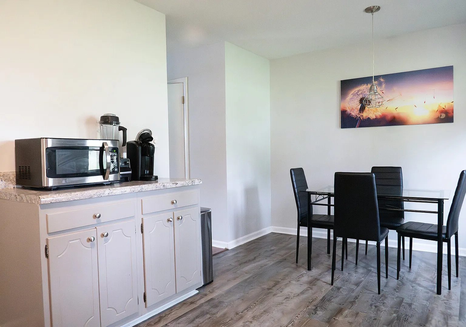 Beautiful furnished townhouse, all utilities included — Photo 4