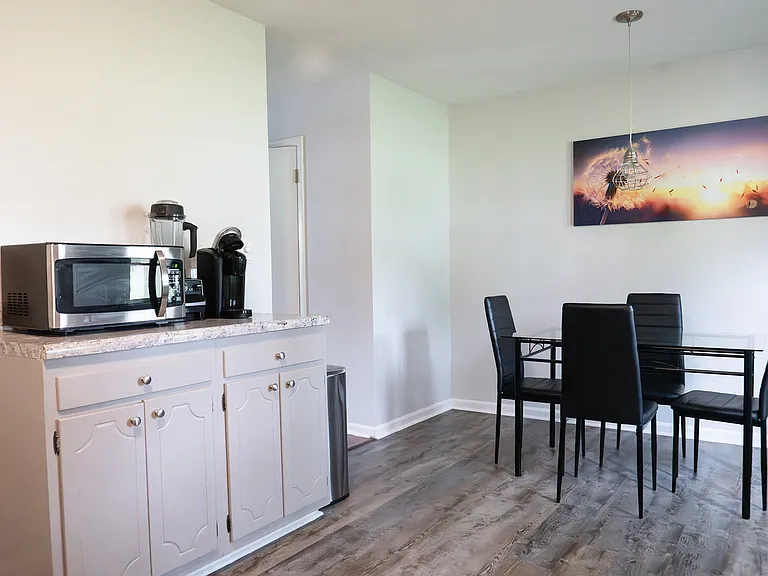 Willow Dr — Photo 4