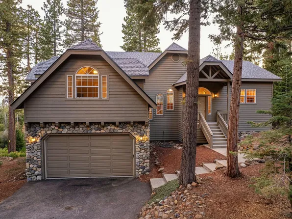 1360 Canterbury Dr, Kings Beach, CA 96143