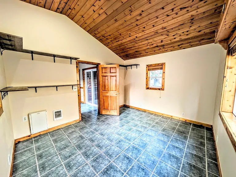 11117 Minterwood Dr NW — Photo 15