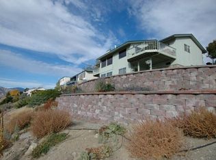 804 W Golf Course Dr, Chelan, WA 98816