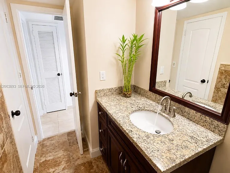 2030 S Ocean Dr #521 — Photo 19