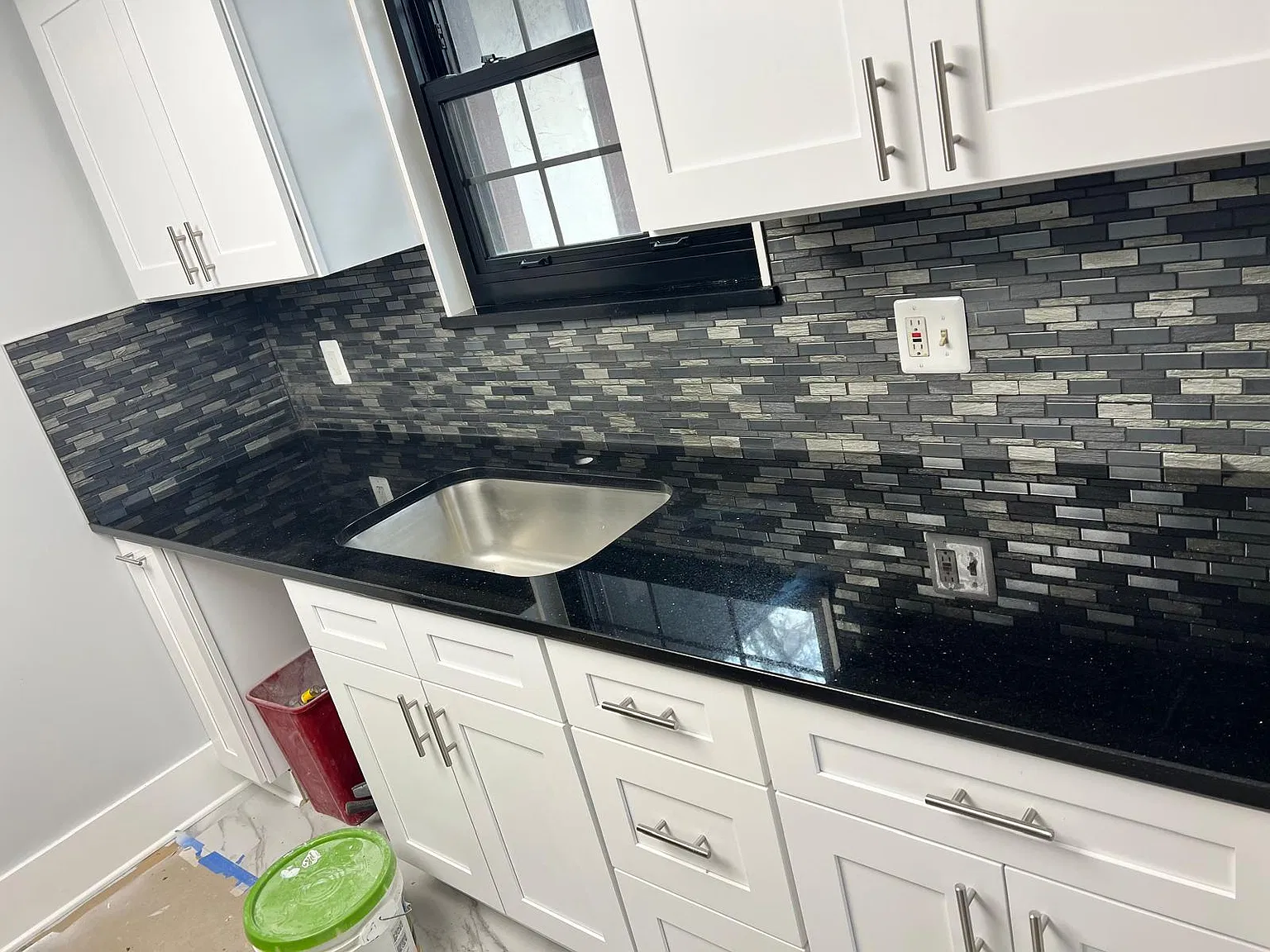3 bed, 2.5 bath, 1800 sqft, $2,800 — Photo 4