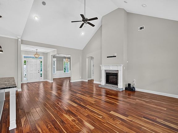 5th image of 507 Summer Lakes Dr