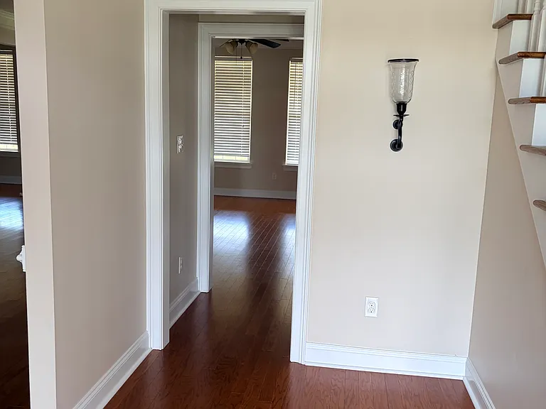 619 Baldwin Pl — Photo 5