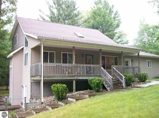 2968 Arrowhead Trl, West Branch, MI 48661