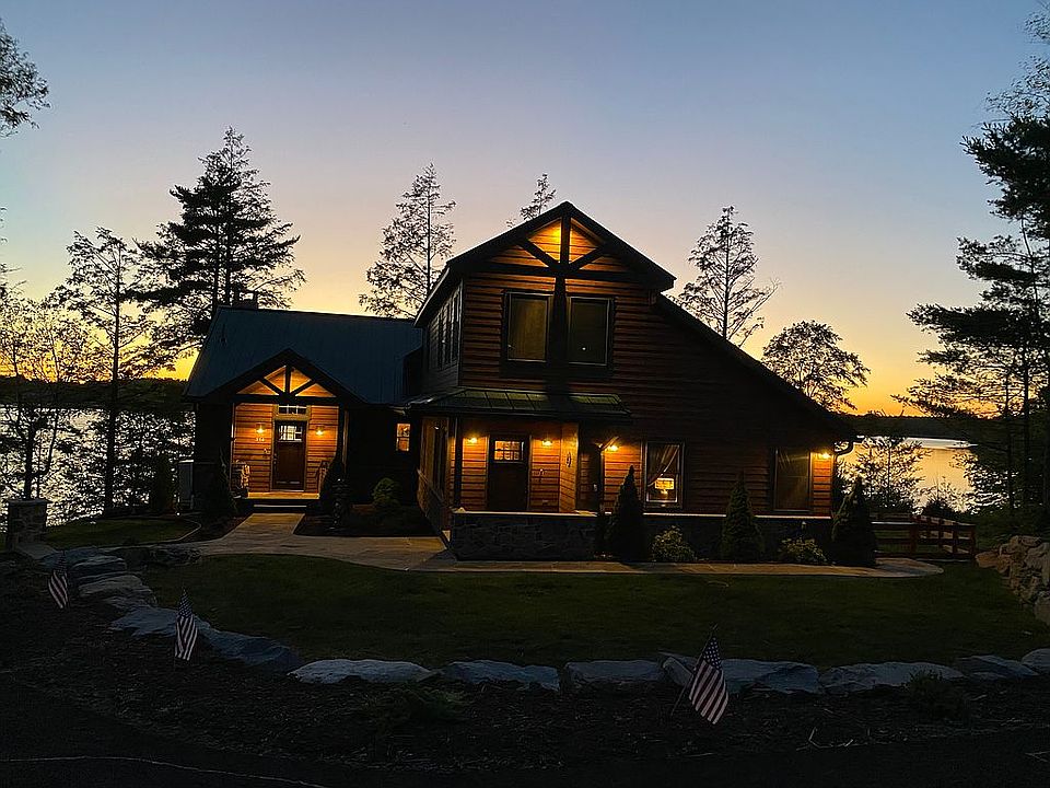 2nd image of 314 Lakeview Drive Rd