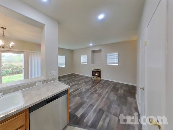 5th image of 6214 126th St E