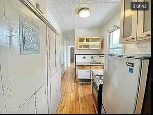 256 Withers Street 6 image 2 of 10