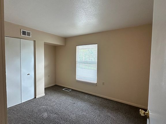 5th image of 3710 Zimmerman Rd #9