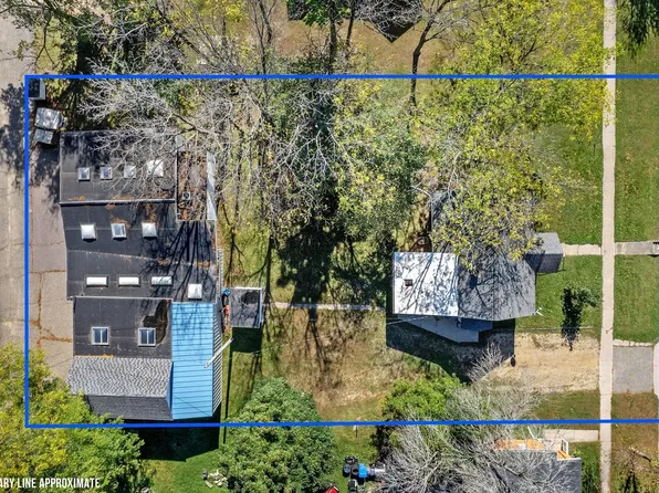 820 Vine St, Wisconsin Dells, WI 53965