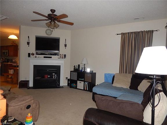 2nd image of 5437 Sky Hill Dr
