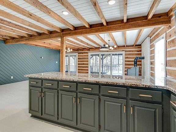 5th image of 60 Wildwood Cir