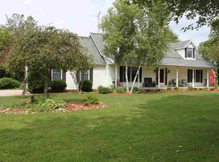 1135 Petersburg Rd, Dundee, MI 48131