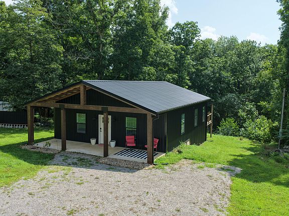2nd image of 415-415 Indian Ridge Rd