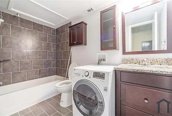 1625 Grigsby Ave #202 — Photo 8