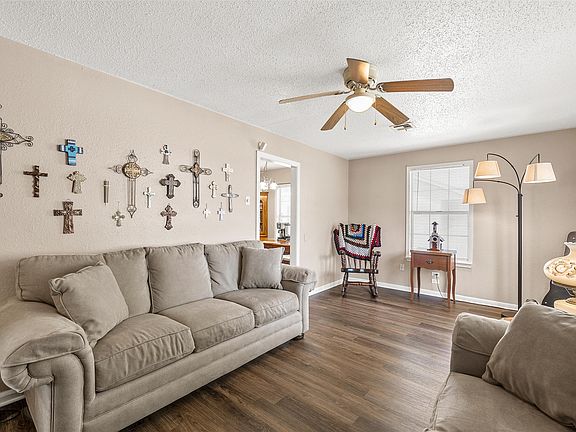 3rd image of 3528 N 25th St