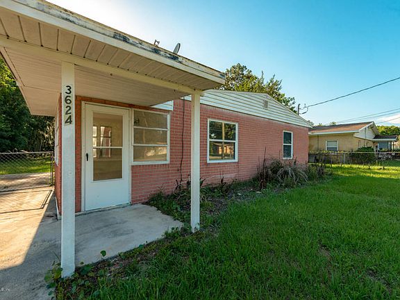 3rd image of 3624 Peach Dr