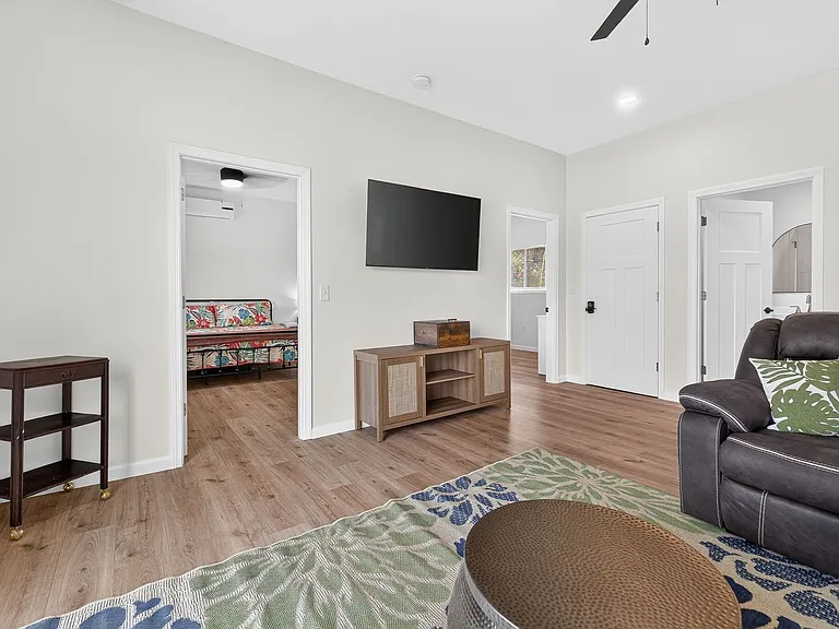 7690 Walnut St — Photo 9