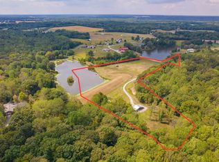 413 Law Ln, Lexington, TN 38351