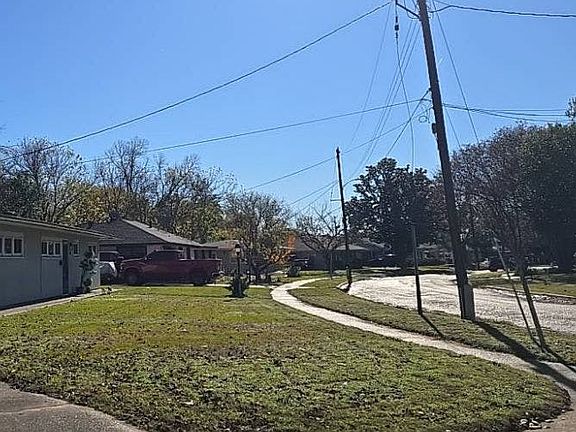 5th image of 214 S Youree St