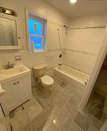 21 Hall Ave #2 — Photo 4