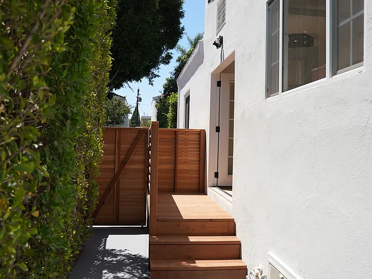 1020 N La Jolla Ave #1020 — Photo 25