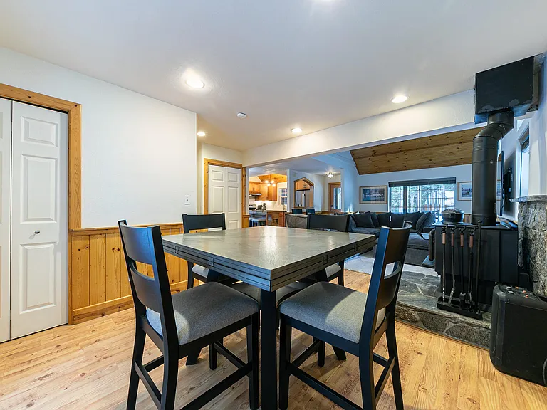 15040 Davos Dr — Photo 10