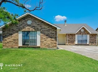 2209 Sharpshire Ln, Arlington, TX 76014